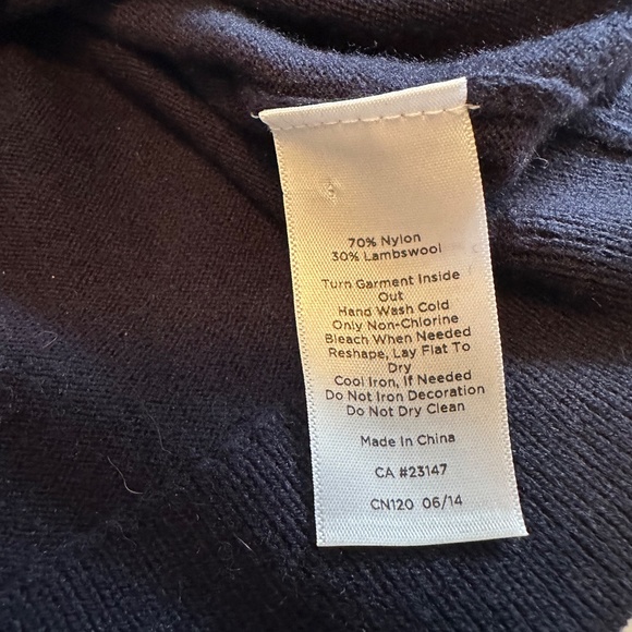 Talbots Navy Cardigan - Size Medium Petite - Picture 6 of 7